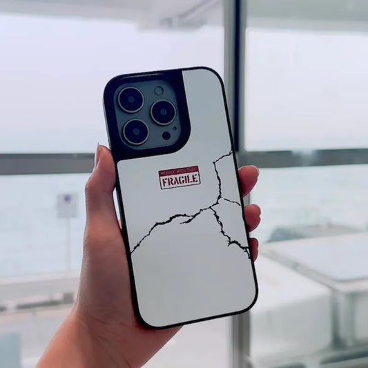 Fragile|升級防撞黑框鏡面手機保護殼
