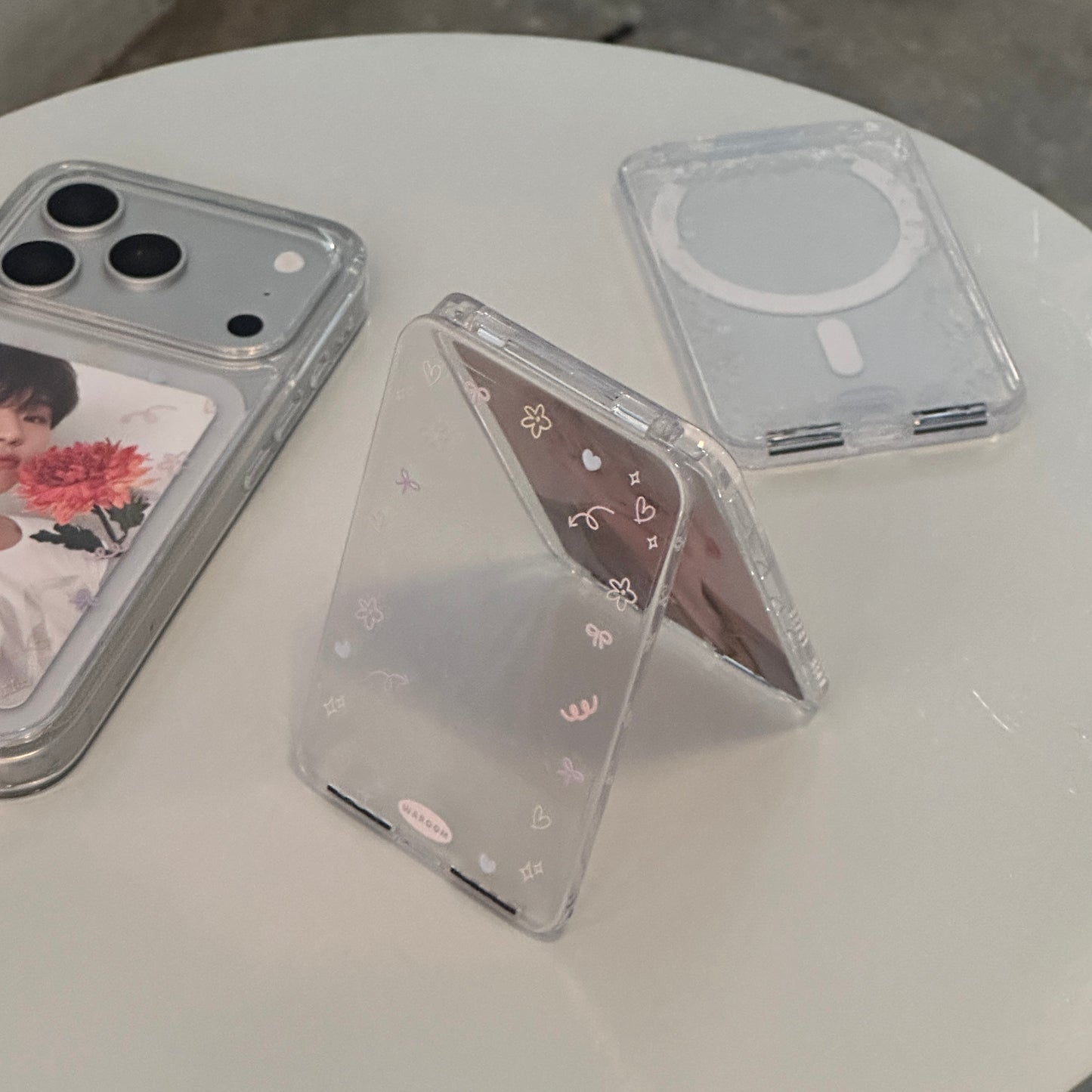 Spring Frame｜超輕透不發黃MagSafe 卡夾支架二合一